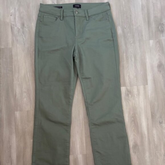 NYDJ Marilyn Ankle with Fray Hem in Cool Embrace Lily Pad - 8T - Picture 2 of 8